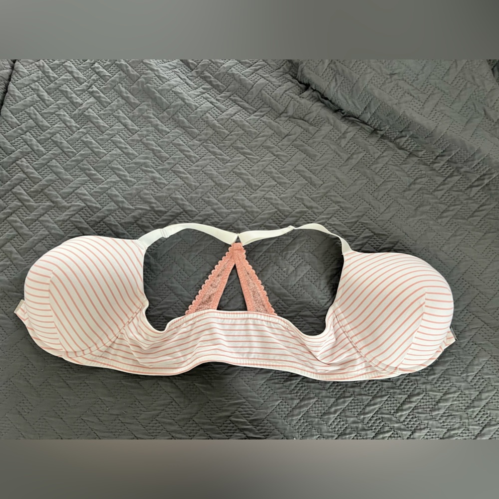 Lane Bryant Cacique 46DDD racerback w/ front closure.